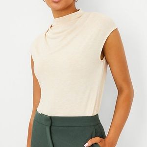 NWT Ann Taylor Mock Neck Shell cream XS
